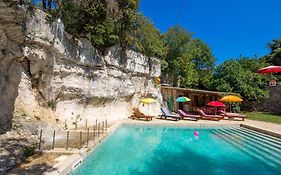 Holiday House Cave Romana